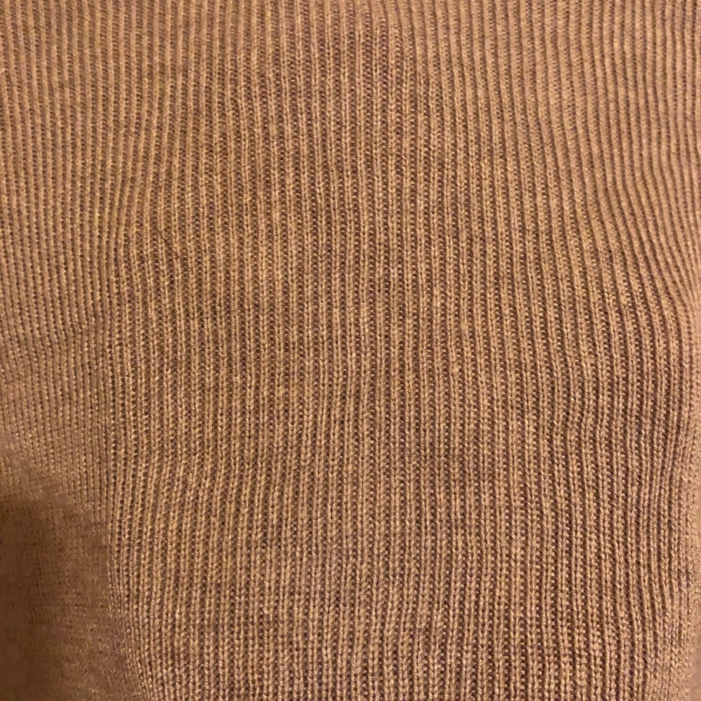 Cropped sweater - Picture 2 of 3